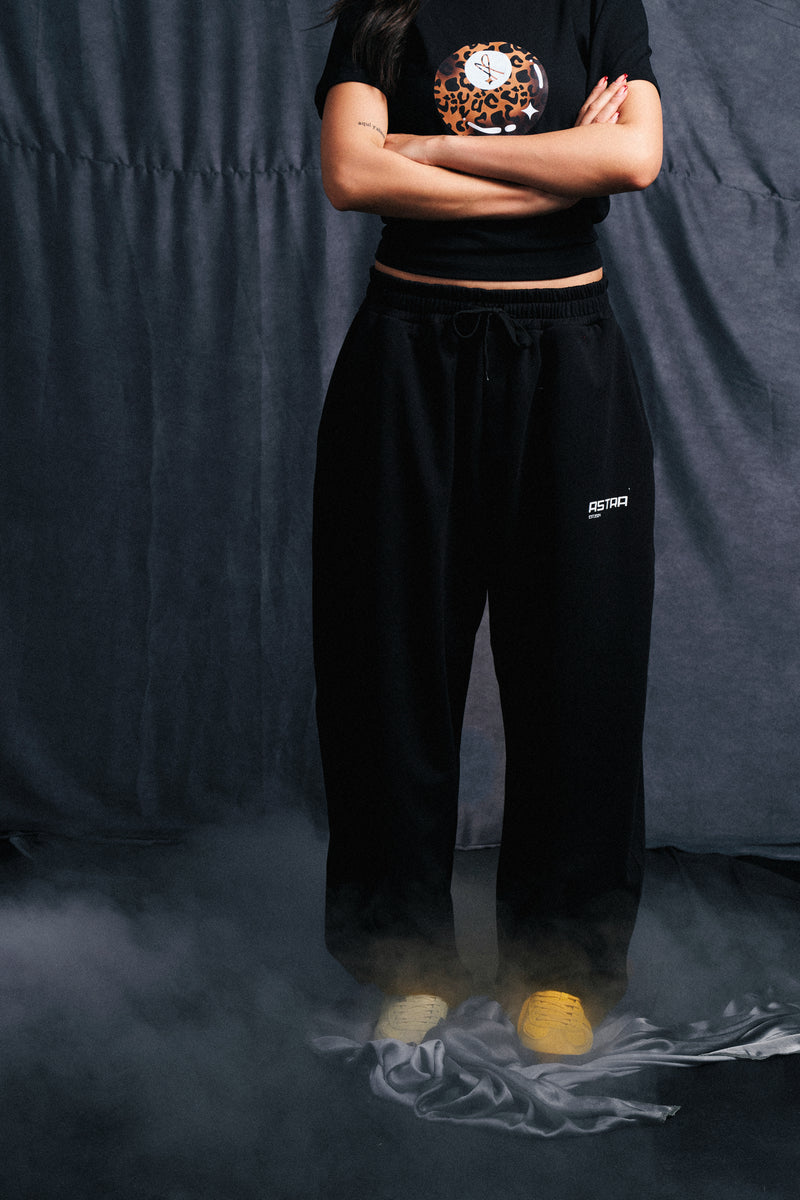 Baggy Fit Pants In Black
