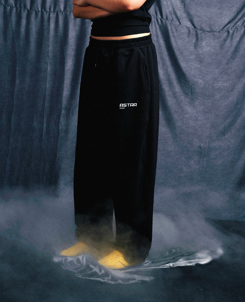 Baggy Fit Pants In Black
